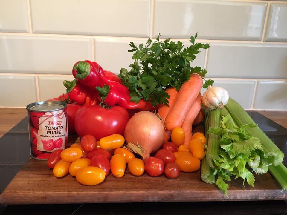 tomato ans roasted red pepper soup