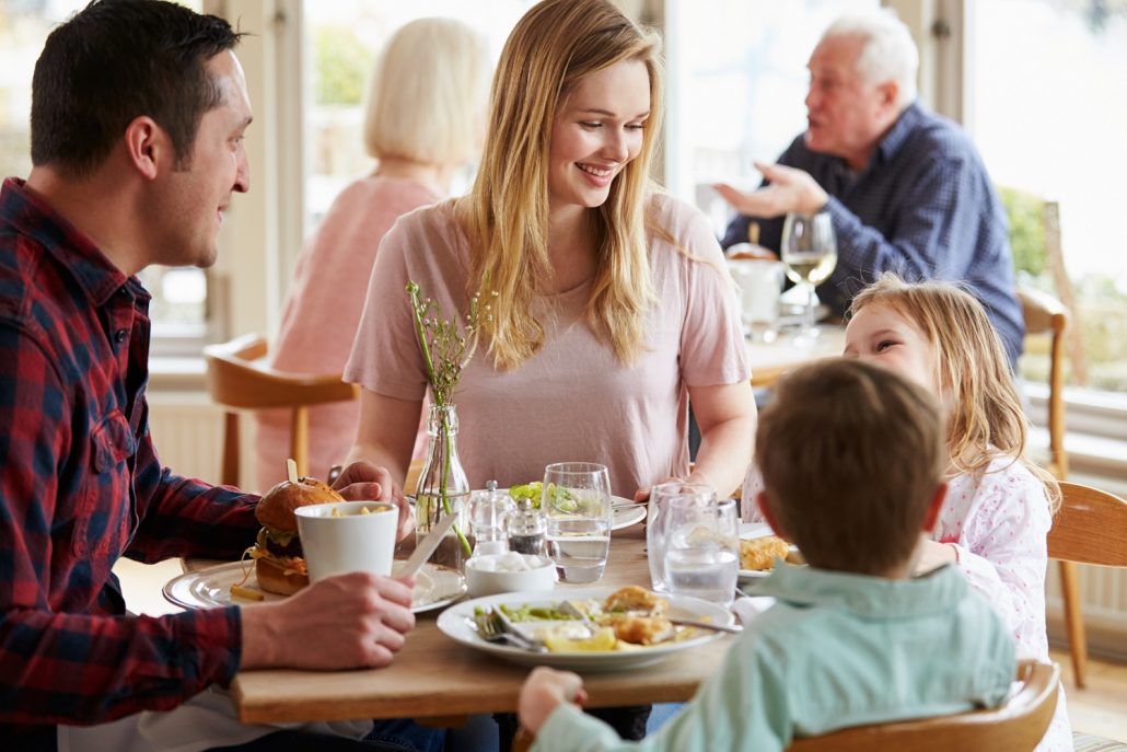 kids eat for free