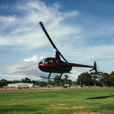 Guide to Helicopter Flying Lessons in the UK